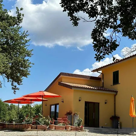 Ustoma Villa Sorano (Grosseto)